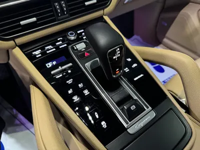 Porsche (PO536) 3.0 E- 2021 10