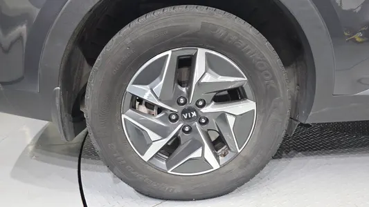 Kia 4 HEV 1.6 4WD 2021 5