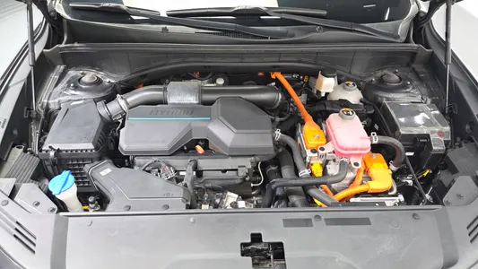 Kia 4 HEV 1.6 4WD 2021 6