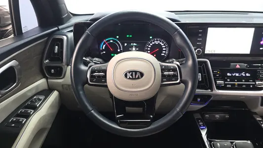 Kia 4 HEV 1.6 4WD 2021 13