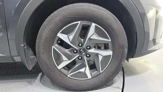 Kia 4 HEV 1.6 4WD 2021 21