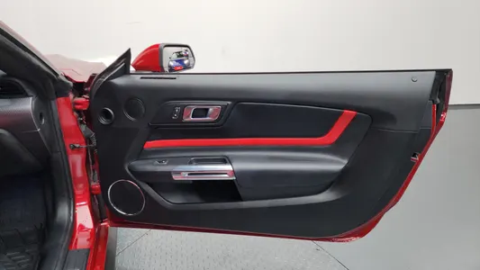 Ford 머스탱 GT 2020 24