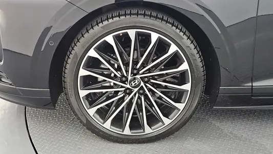 Hyundai (GN7) 3.5 4WD 2025 5