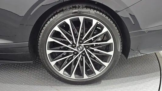 Hyundai (GN7) 3.5 4WD 2025 21