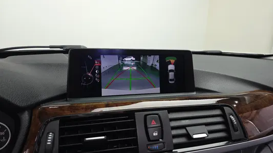 BMW 3 Series (F30) 320d xDrive 2013 14