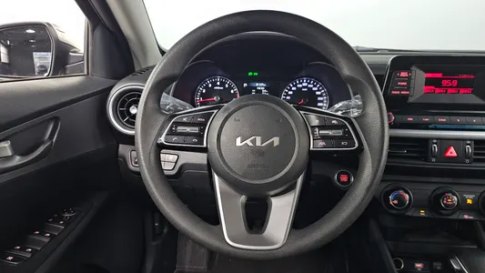 Kia K3 2 1.6 2021 13