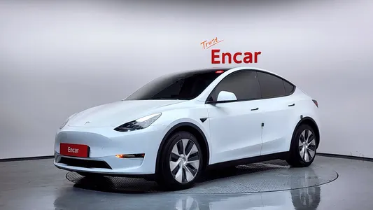 Tesla Y AWD 2021