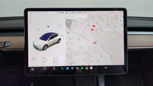 Tesla Y AWD 2021 13