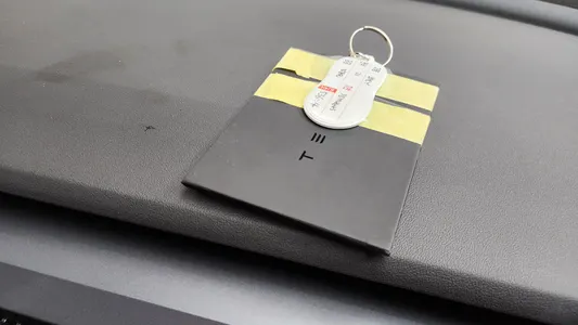 Tesla Y AWD 2021 32