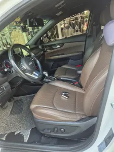 Kia K3 2021 8