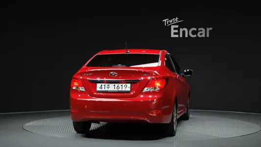 Hyundai () 1.4 VVT 2013 4
