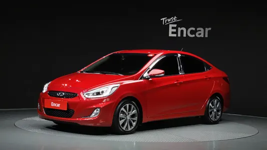 Hyundai () 1.4 VVT 2013