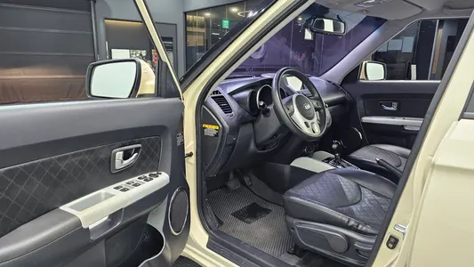 Kia Soul 1.6 2011 10