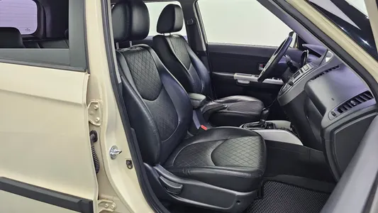 Kia Soul 1.6 2011 26