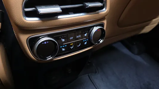 Genesis GV80 2.5T 2WD 2021 30