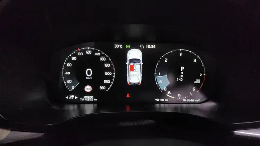 Volvo XC60 2 D4 2017 8