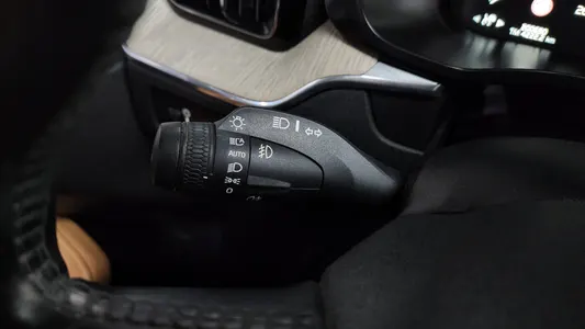 Volvo XC60 2 D4 2017 31