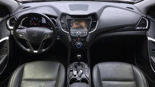 Hyundai DM (e-VGT) 2.0 2WD 2012 7