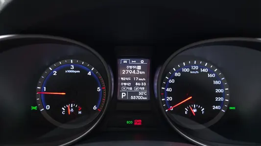 Hyundai DM (e-VGT) 2.0 2WD 2012 8