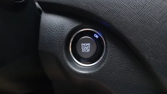 Hyundai DM (e-VGT) 2.0 2WD 2012 29