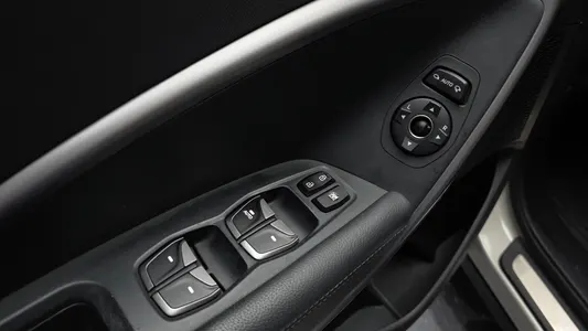 Hyundai DM (e-VGT) 2.0 2WD 2012 30