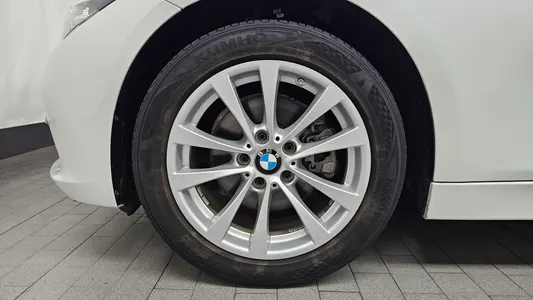 BMW 3 Series (F30) 320d 2018 5