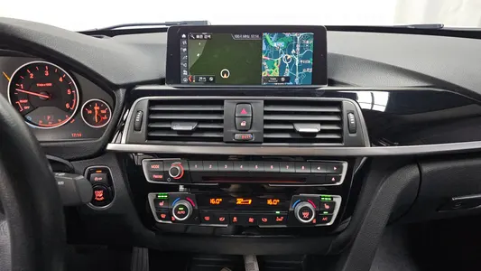 BMW 3 Series (F30) 320d 2018 12