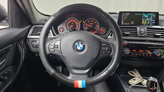 BMW 3 Series (F30) 320d 2018 13