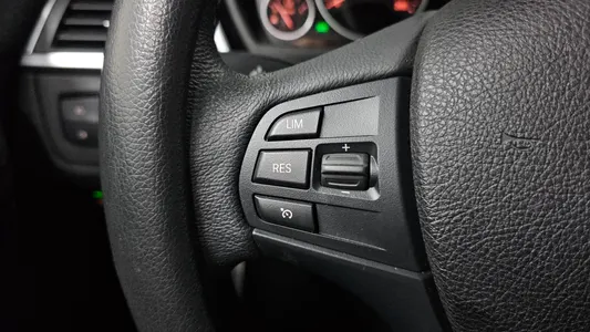 BMW 3 Series (F30) 320d 2018 16
