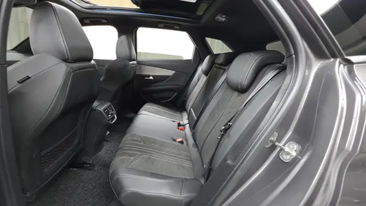 Peugeot 3008 2 1.5 BlueHDi GT 2021 12