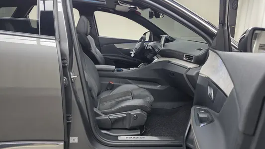 Peugeot 3008 2 1.5 BlueHDi GT 2021 26