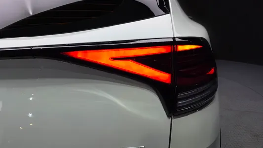 Kia 5 2WD 2024 23