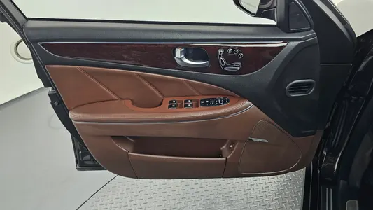 Hyundai () VS380 2013 24