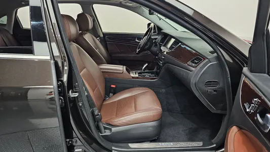 Hyundai () VS380 2013 26