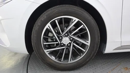 Hyundai IG 2.5 2022 5