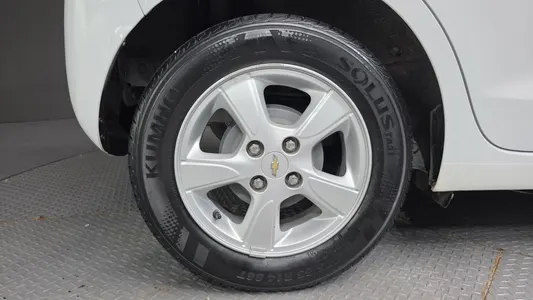 Chevrolet Spark LT 2018 5