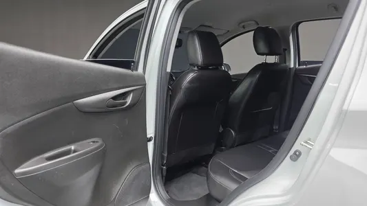 Chevrolet Spark LT 2018 18
