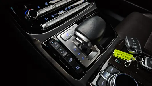 Genesis EQ900 3.3 T-GDI AWD 2017 9