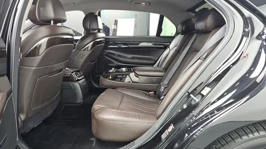 Genesis EQ900 3.3 T-GDI AWD 2017 12