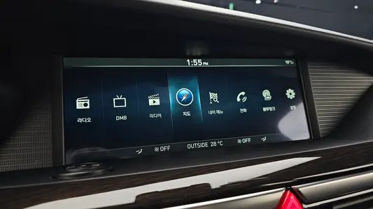 Genesis EQ900 3.3 T-GDI AWD 2017 16