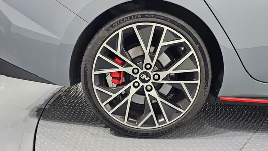 Hyundai (CN7) 2.0 N 2022 5