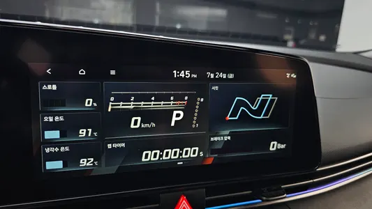 Hyundai (CN7) 2.0 N 2022 33