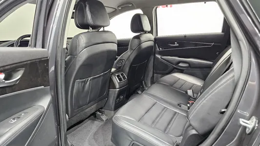 Kia Sorento 2.0 2WD 2017 12