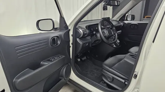 Hyundai Casper 2023 10