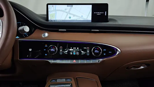 Genesis GV70 2.5T AWD 2023 14