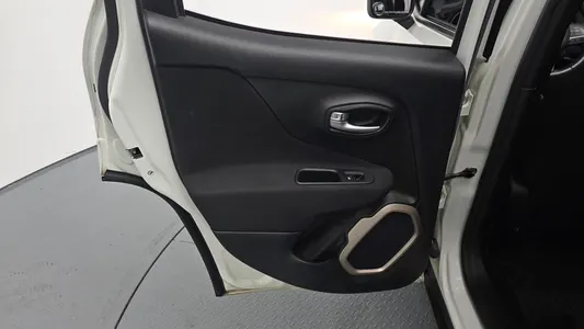 Jeep 레니게이드 2.4 2015 25