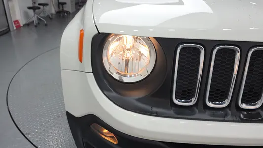 Jeep 레니게이드 2.4 2015 22