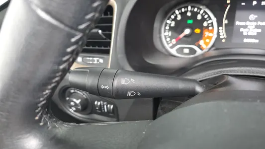 Jeep 레니게이드 2.4 2015 28