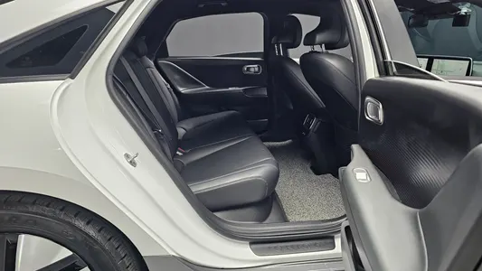 Hyundai Ioniq 6 2022 12
