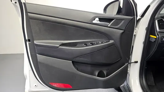 Hyundai Tucson 2.0 4WD 2015 24